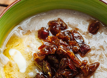 Teff Porridge with Honey, Dates and Cloves